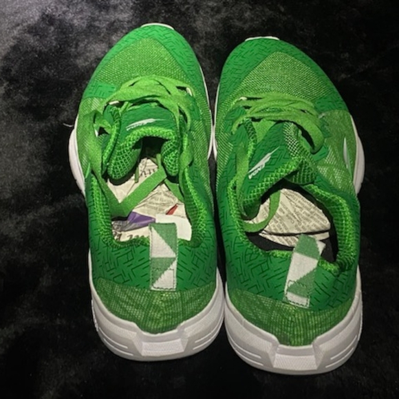 ENDA Distance Men running sneakers Green Size 8 US NWT - Picture 2 of 5